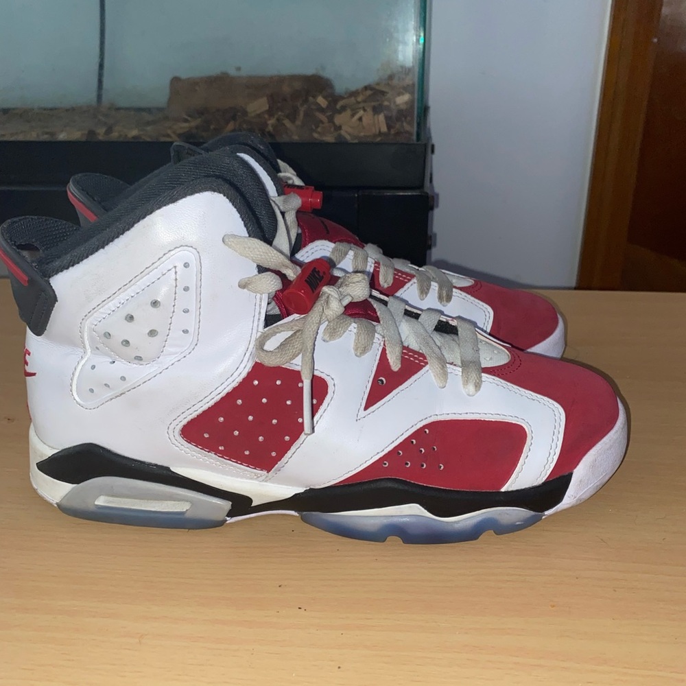 Jordan 6 Retro